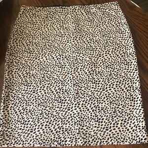 Ann Taylor Pencil Skirt Leopard Print Size 12